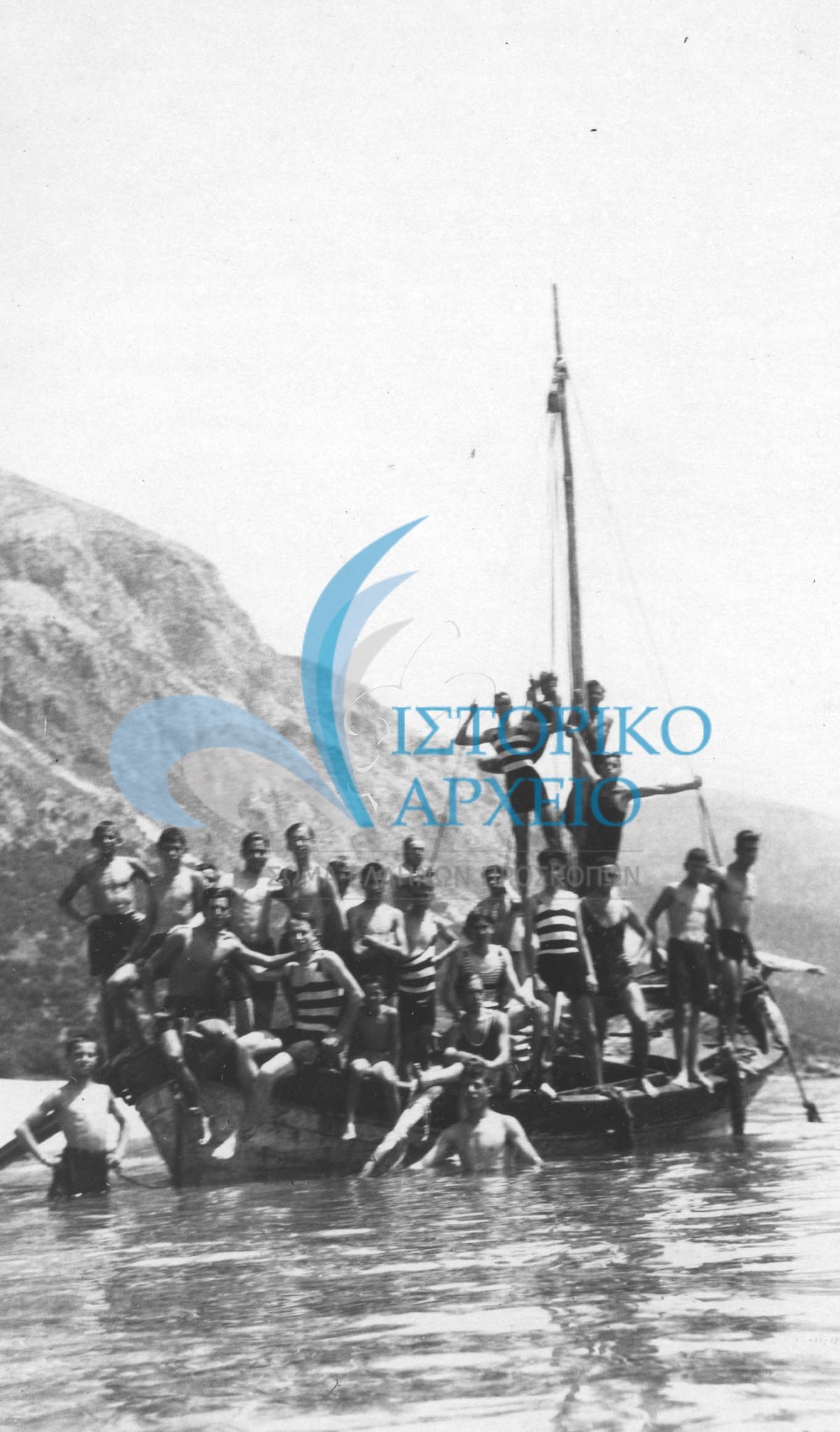 Η 2η Ομάδα προσκόπων Κέρκυρας σε εκδρομή στο Μπαρμπάτι από τις 27 μέχρι τις 29 του 1929.