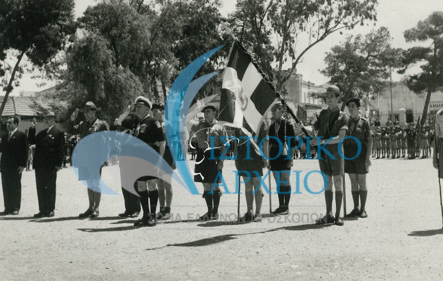 Το επιτελείο της Τοπικής Εφορείας Χανιών πριν την παρέλαση της 28ης Οκτωβρίου 1969.