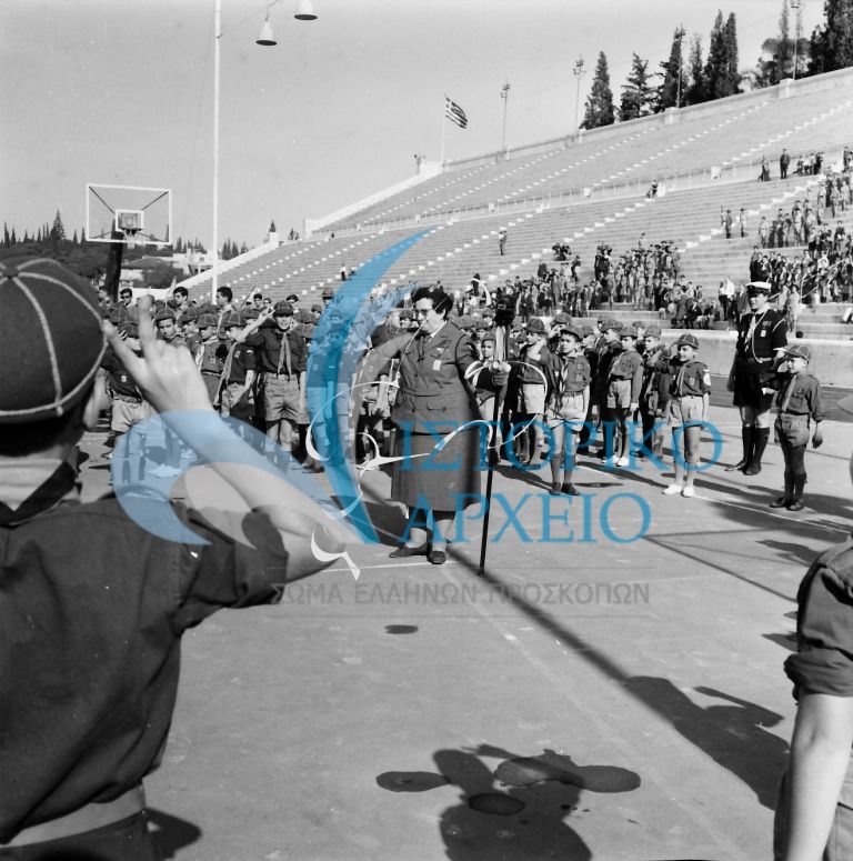Η Π. Σκυριανίδη σε Μεγάλη Κραυγή κατά τους Πανελλήνιους Αγώνες Λυκοπούλων το 1966 στο Στάδιο.