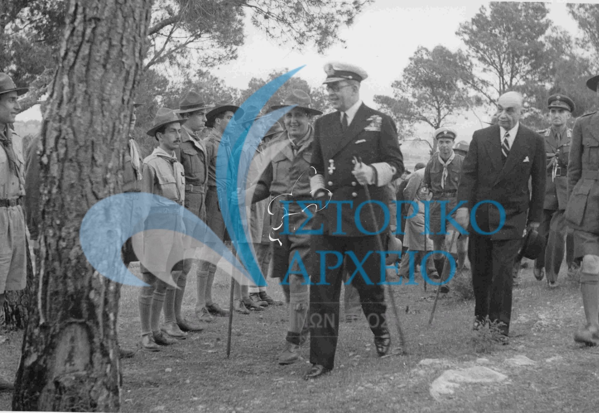 Επίσκεψη του Βασιλιά Παύλου στο Πανελλήνιο Τζάμπορη του Διονύσου το 1950.