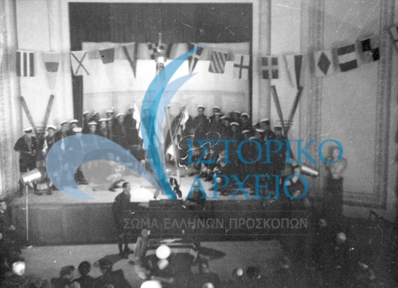 Ο Η. Ησαϊας μιλάει στην επετειακή εκδήλωση για τηα 35 χρόνια από ιδρύσεως της 3ης Ομάδας Αθηνών και τα 88 χρόνια από τη γέννηση του Μ. Μίνδλερ τον Μάρτιο του 1948.