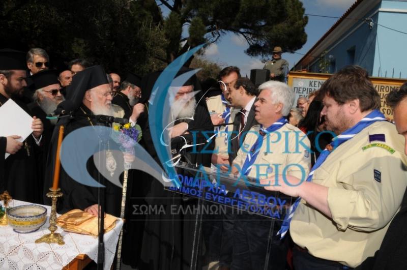 Ο ΓΕ Ισ. Κανέτης υποδέχεται τον Οικουμενικό Πατριάρχη Βαρθολομαίο και τον Αρχιεπίσκοπο Αθηνών Ιερώνυμο Β` στα εγκαίνια του Προσκοπικού Κέντρου Περιβαλλοντικής Εκπαίδευσης στον Ασώματο το 2009.