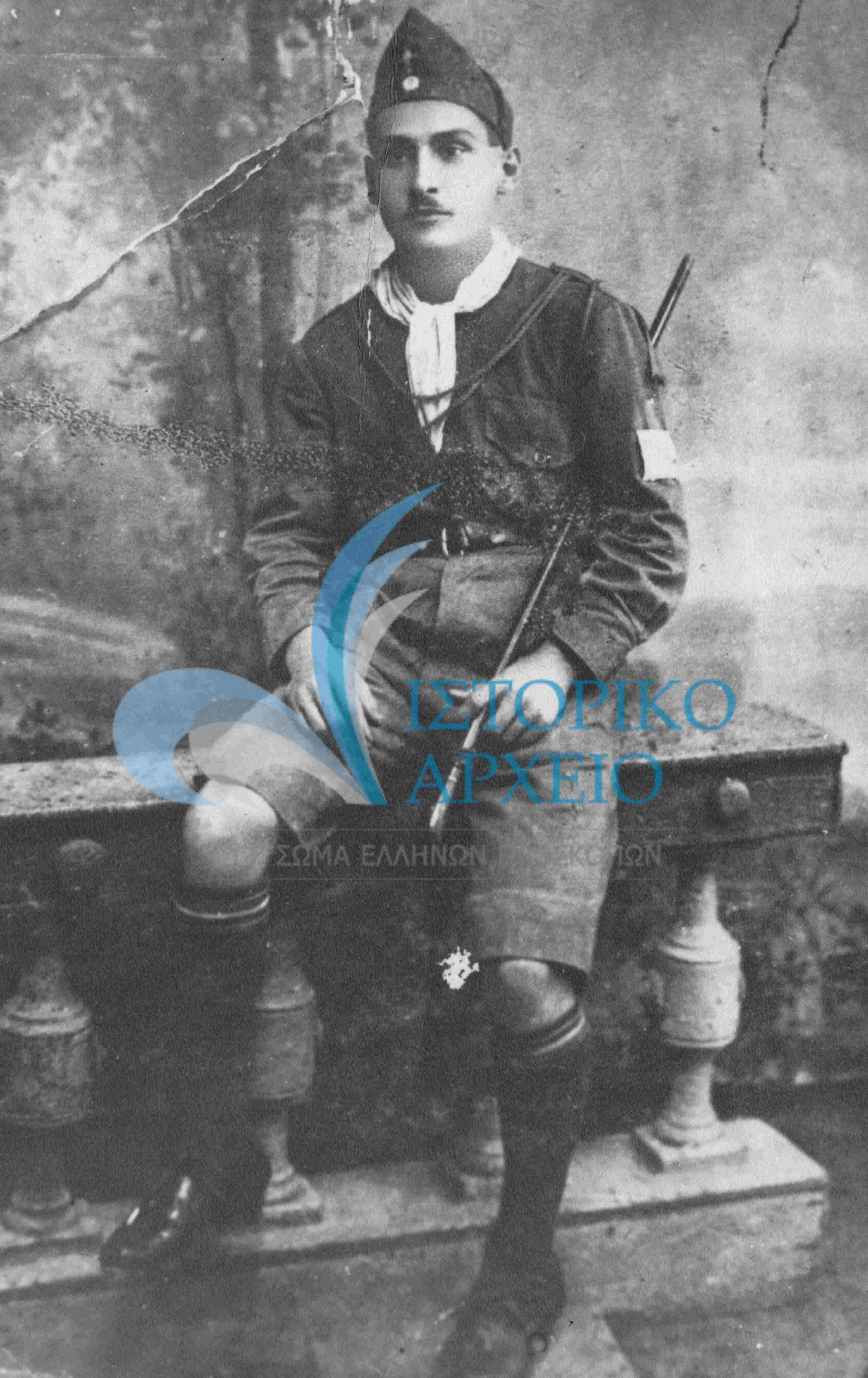 Ο πρόσκοπος Καγιαλάρης στη Σμύρνη το 1919.