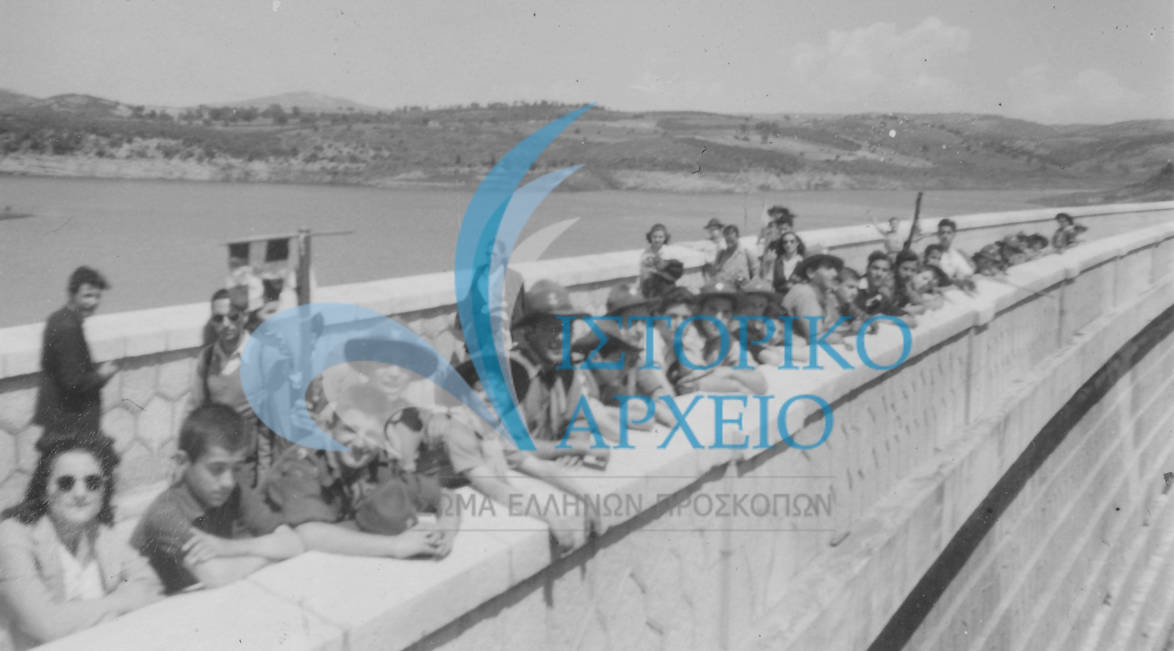 Η 6η Ομάδα Αθηνών σε εκδρομή στο Φράγμα του Μαραθώνα το 1946.