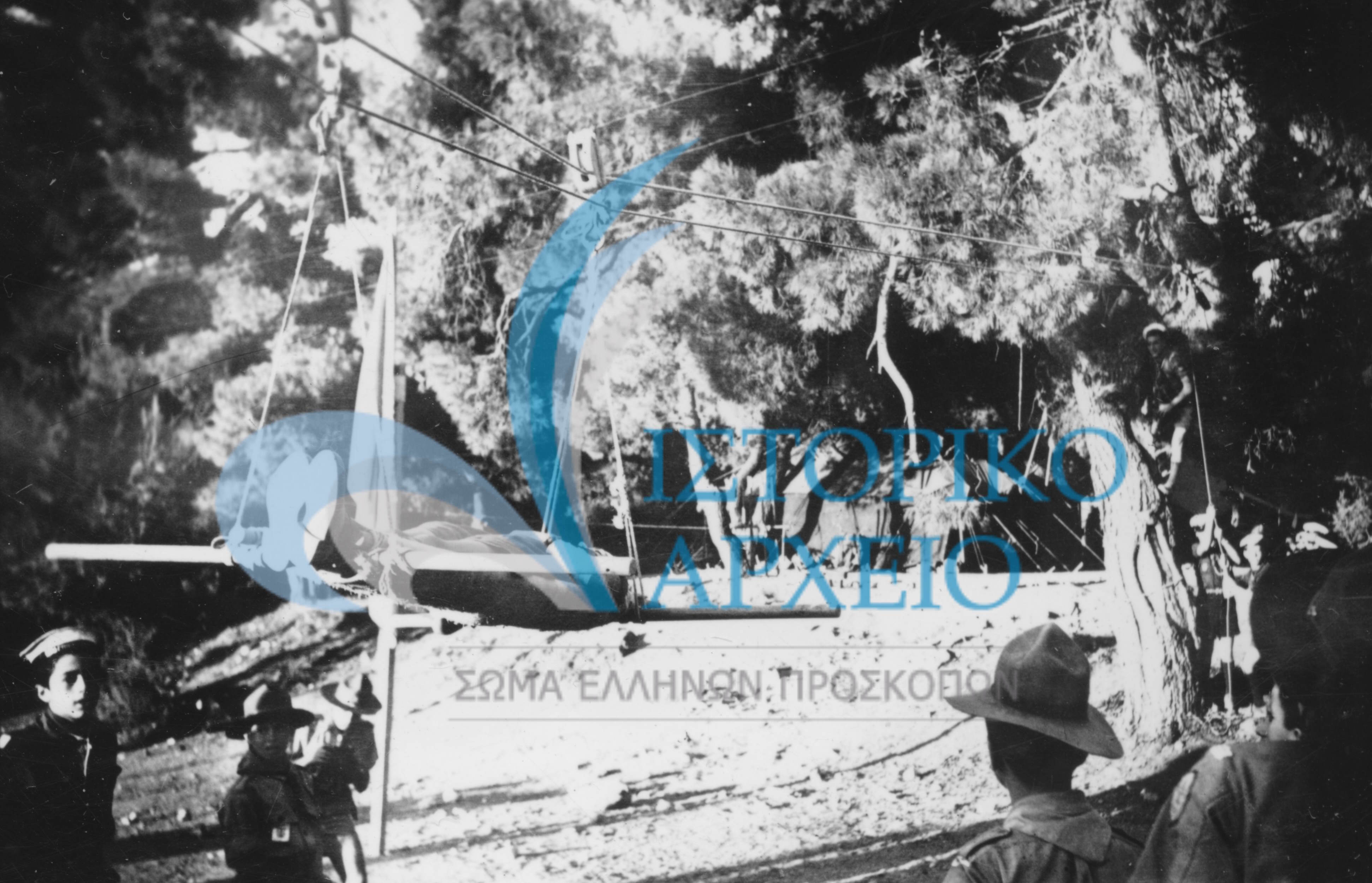 Ο Θ. Θεολογίδης στο Τζάμπορη Διονύσου το 1950.