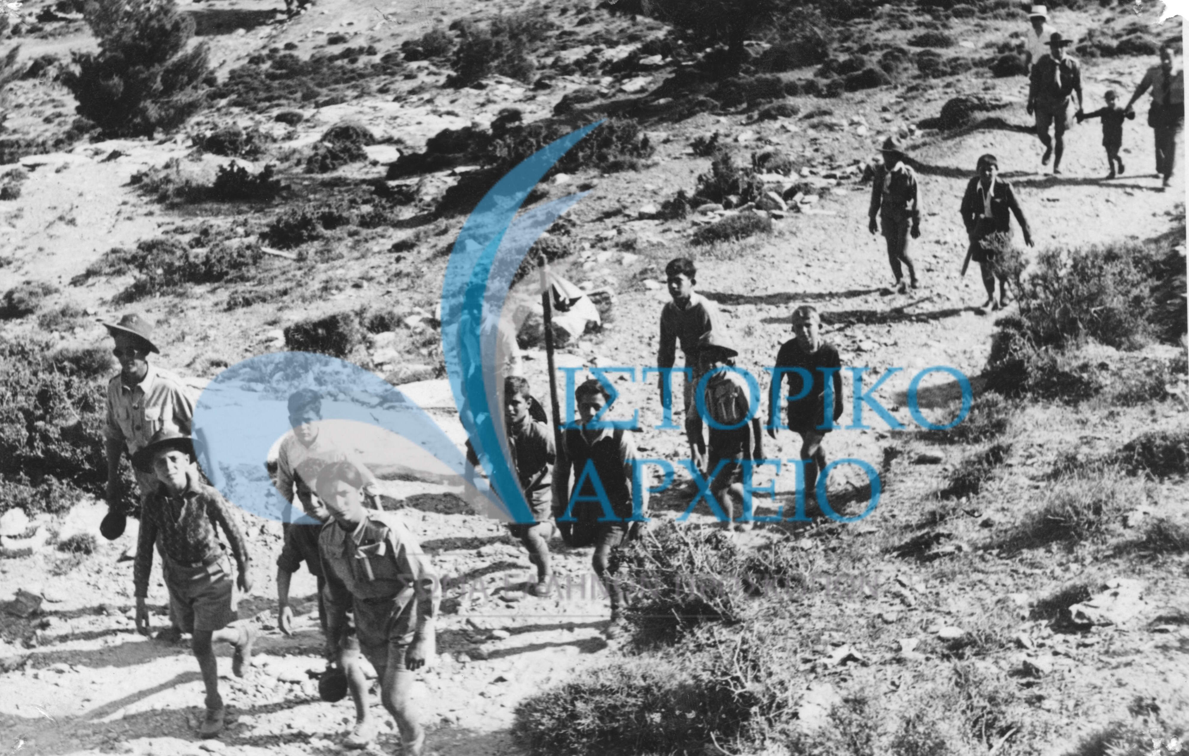 Οι πρόσκοποι της 3ης Υμηττού σε εκδρομή.