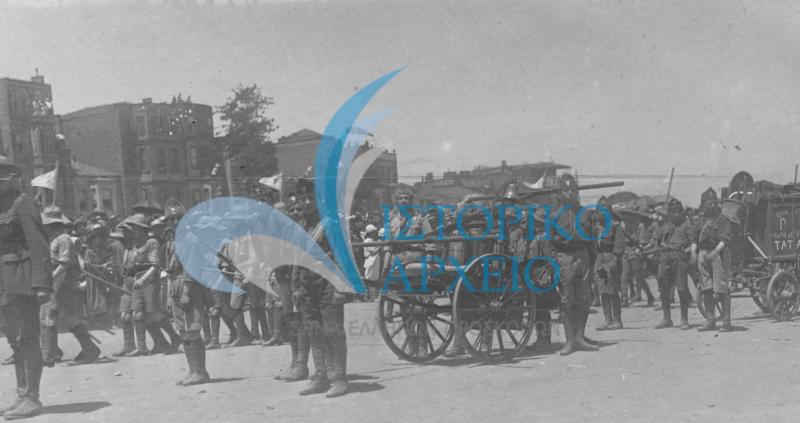 Η ελληνική προσκοπική Ομάδα Ταταούλων στην Κωνσταντινούπολη το 1920.