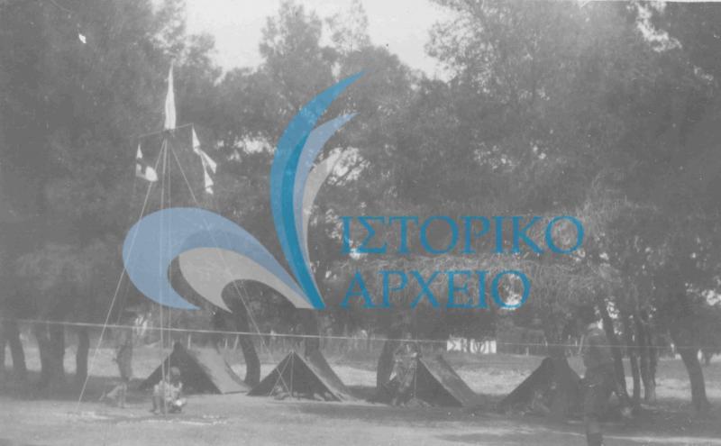 Η κατασκήνωση της 6ης Ομάδας Αθηνών στη Λυκόβρυση το 1930.