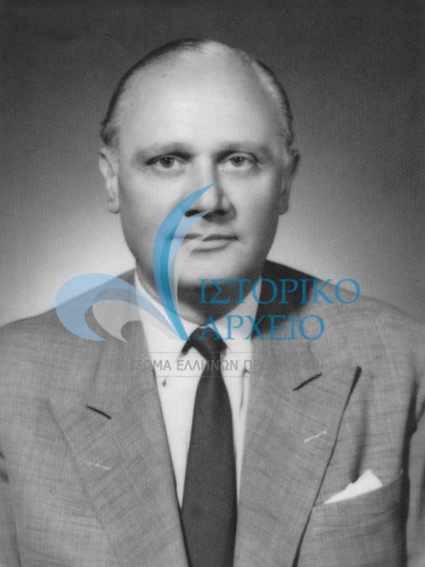 Ο Δημήτρης Γρίβας, Γενικός Έφορος του ΣΕΠ (1974-1977).