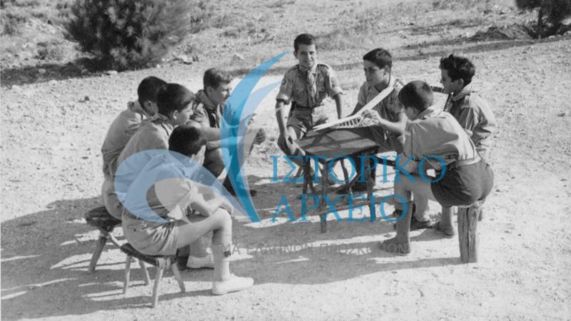 Δράση επίδειξης αερομοντέλων κατά τη διάρκεια εκδρομής της 4ης Ομάδας Ηλιούπολης.