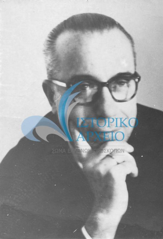Ο Δήμος Σολομωνίδης ίδρυσε το 1922 στην Αίγυπτο την 1η Ομάδα Μαθητευομένων Καϊρου που εξελίχθηκε σε 1η Αγέλη Λυκοπούλων. Εκπόνησε σχέδιο για τον Οργανισμό Λυκοπούλων, και εισηγήθηκε σχέδιο για επέκταση του κλάδου στην Ελλάδα. Το βιβλίο του 