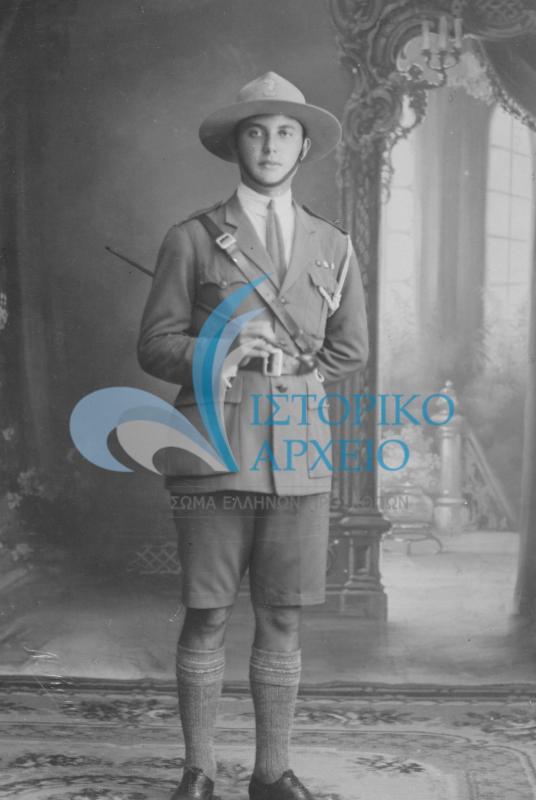 Ο Ν. Κολοκοτρώνης με στολή στο Πορτ Σάιδ.