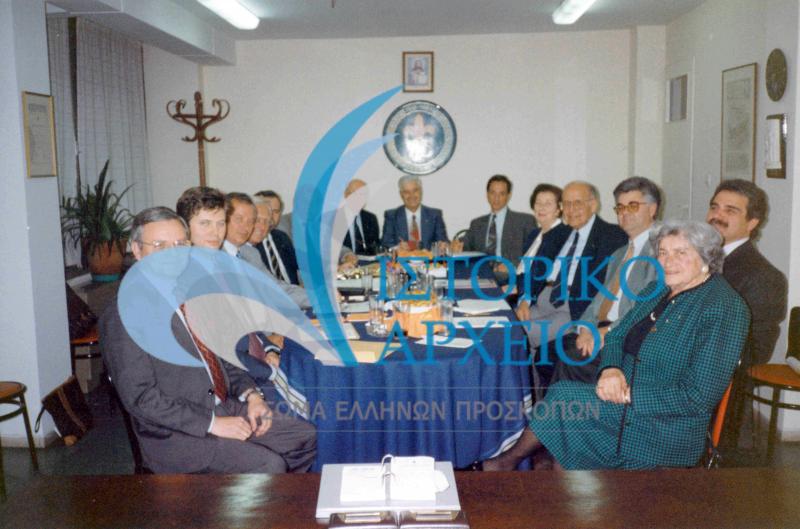 Συνάντηση με τον Thomas White για τη δημιουργία στην Αθήνα Athens Chapter of BP Fellows 1994